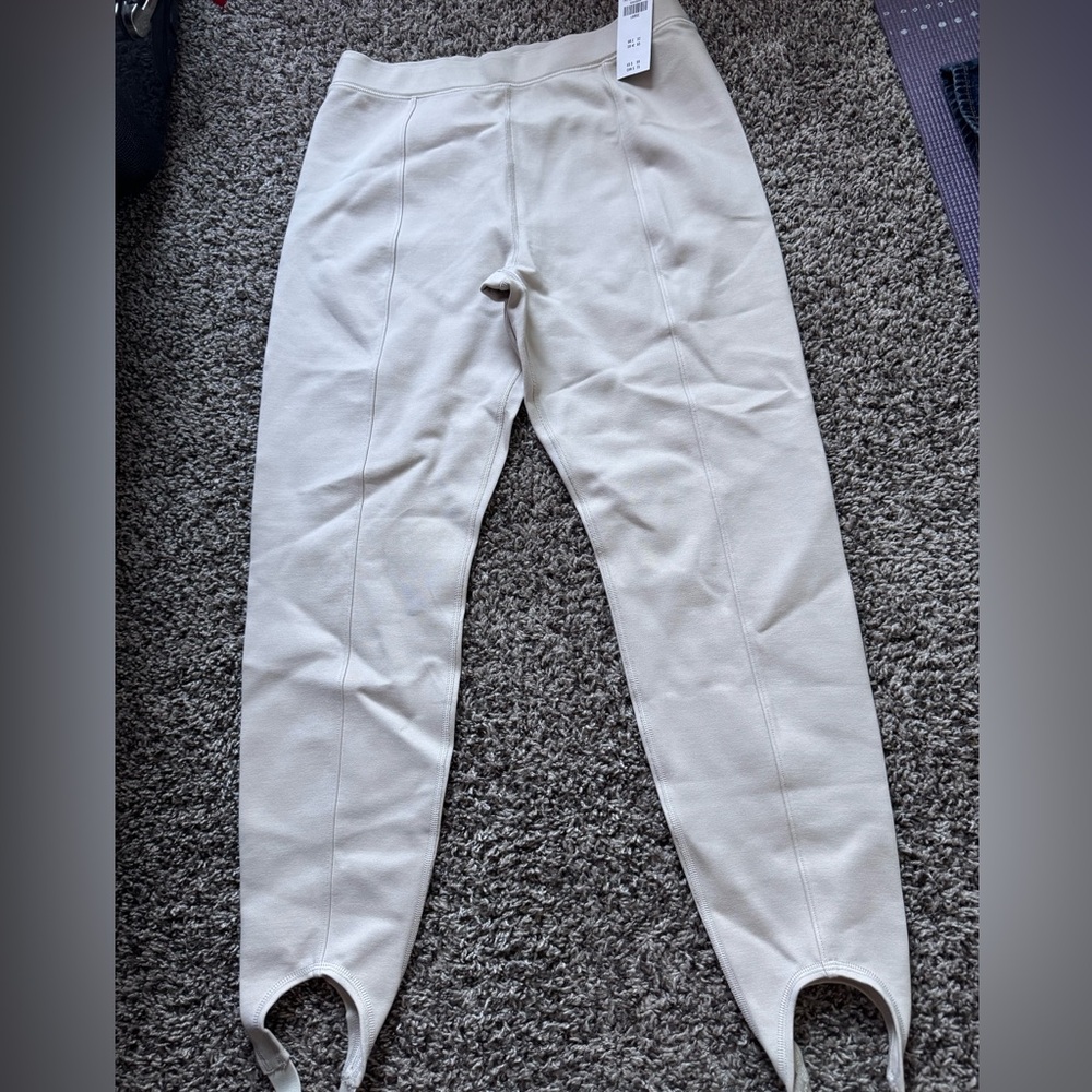 Abercrombie & Fitch Cream base layer leggings with foot loop new L gorpcore